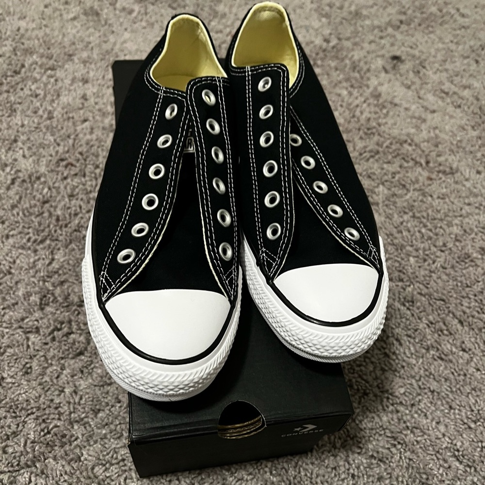 Converse - Picture 2 of 5